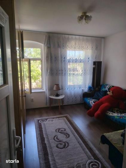 Casă cu 4 camere cu Teren 741 Mp în Podari