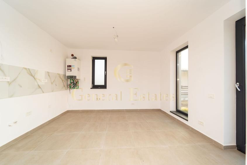Duplex cu 4 camere cu Canalizare în Sud-Vest