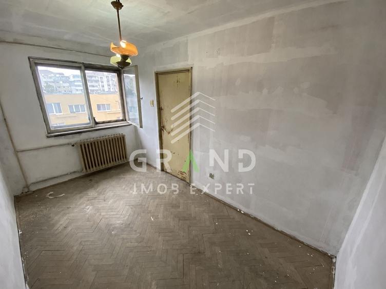 Apartament cu 3 camere semidecomandat, mobilat în Mănăștur — fotografia 3