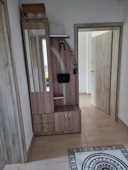 Apartament cu 2 camere decomandat în Vișan