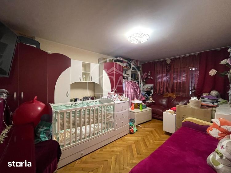 Apartament cu 3 camere de vanzare in zona Rogerius, Oradea - 3