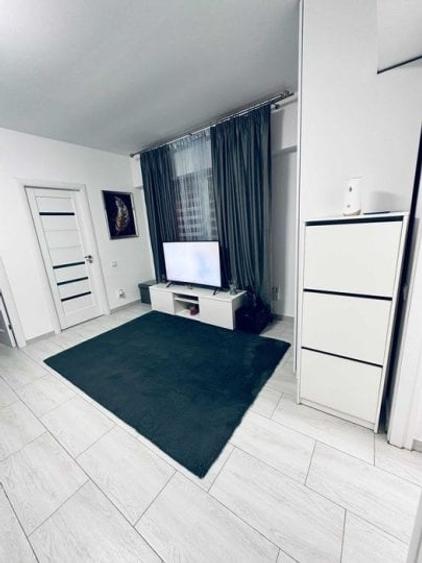 Apartament cu 2 camere semidecomandat, mobilat în Grozăvești