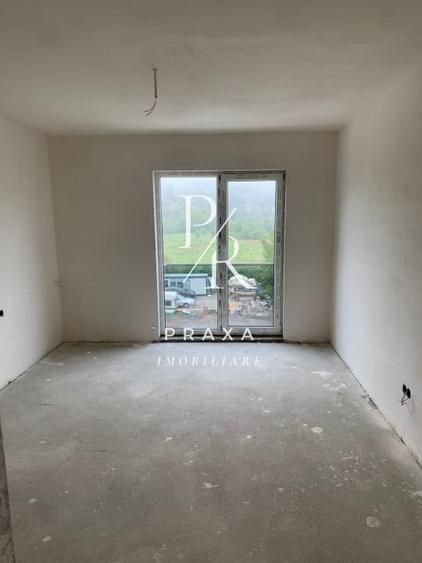 Apartament cu 3 camere semidecomandat în Florești — fotografia 2