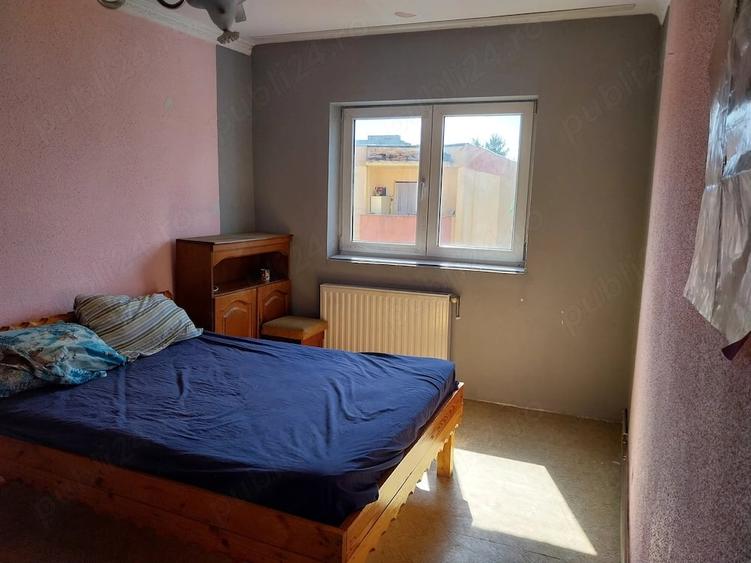 Apartament cu 2 camere decomandat în Tractorul