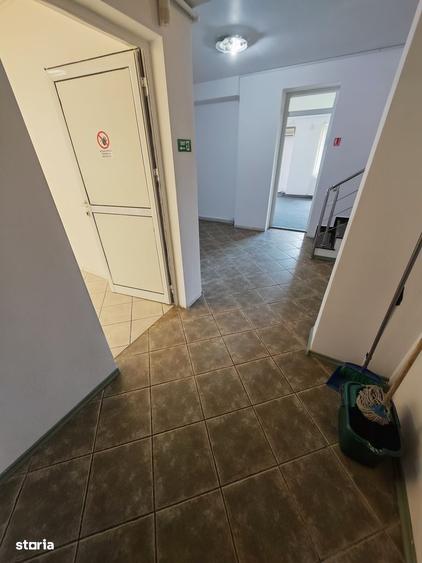 Duplex | Centrul Civic | Spatiu Birouri | Centrala proprie | 2 intrari - 8