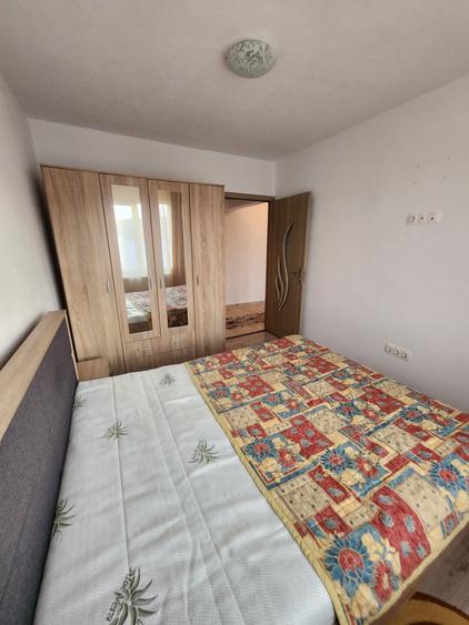 Apartament cu 3 camere în Viilor
