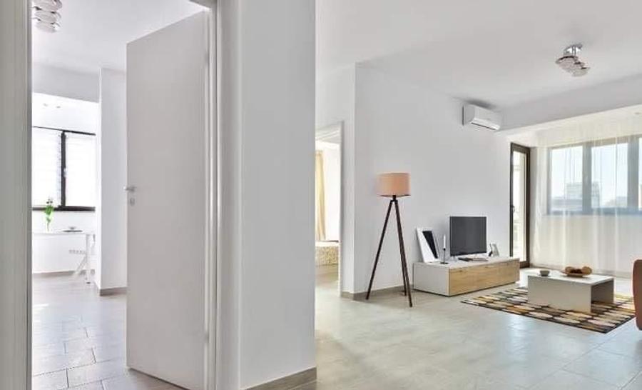 Apartament cu 2 camere decomandat, mobilat în Mihai Bravu