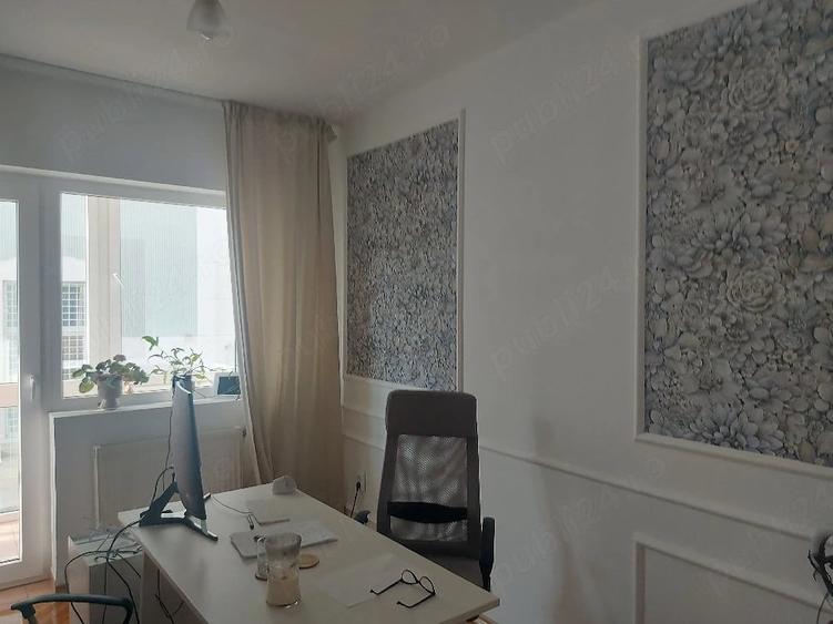Apartament cu 4 camere decomandat în Central