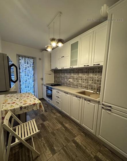 Apartament cu 2 camere decomandat, mobilat în Berceni