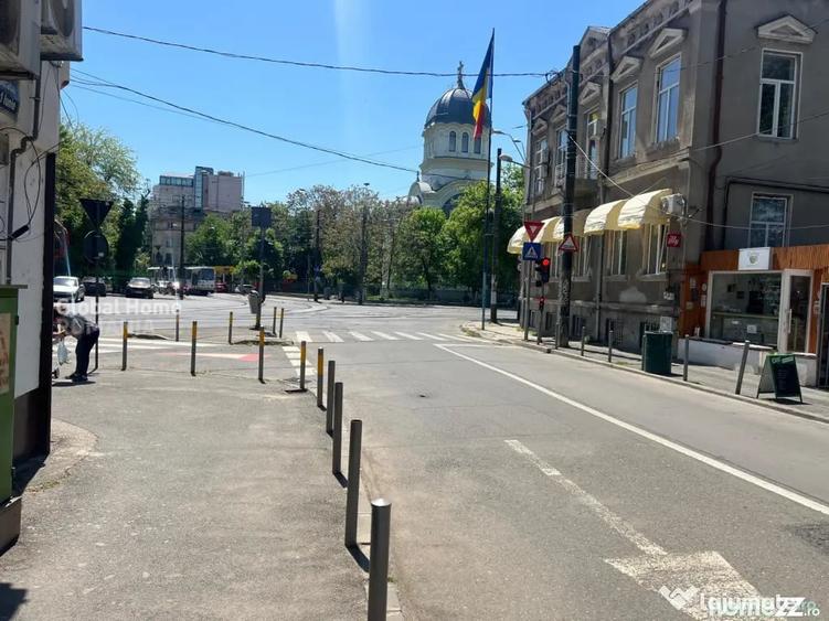Casă cu 6 camere cu Teren 300 Mp în Unirii