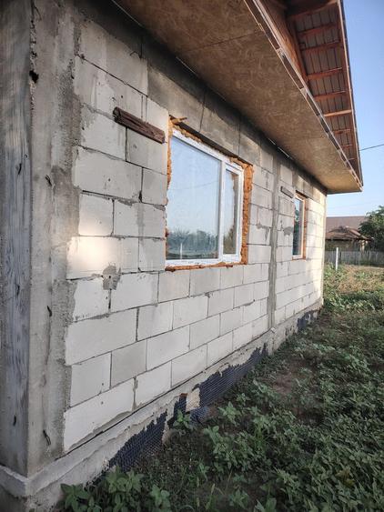 Casă cu 2 camere cu Teren 900 Mp în Târlele Filiu