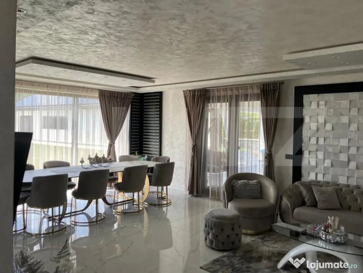 Casă cu 7 camere cu Teren 1440 Mp în Uriu