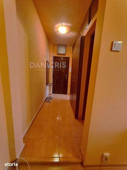 Apartament cu 2 camere semidecomandat în Coiciu