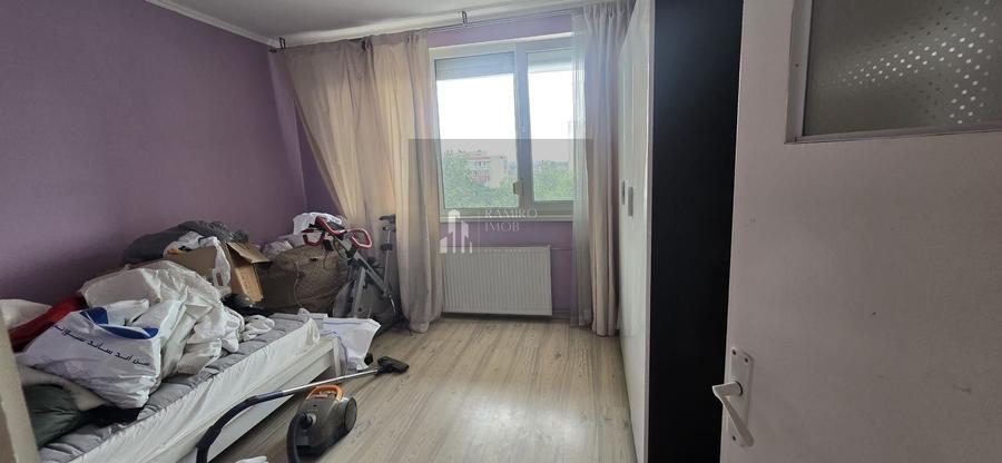 Apartament cu 2 camere semidecomandat în Giurgiului