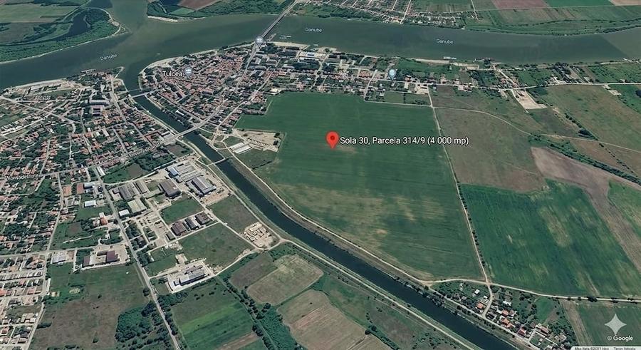Teren de 4000 mp, în Central