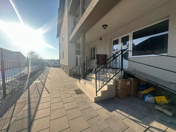 Casă individuală cu 12 camere cu Teren 1200 Mp în Vințu de Jos