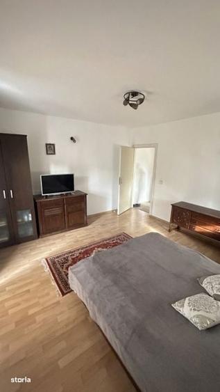 Garsonieră decomandată în Iris