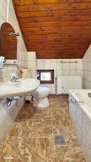 Casă cu 5 camere cu Teren 422 Mp în Bartolomeu