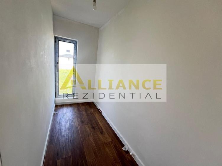Vila Individuala  - 4 camere - 3 bai-teren -320-600 M de STV - 12