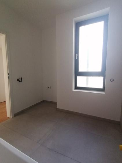 Casă cu 4 camere în Moșnița Nouă