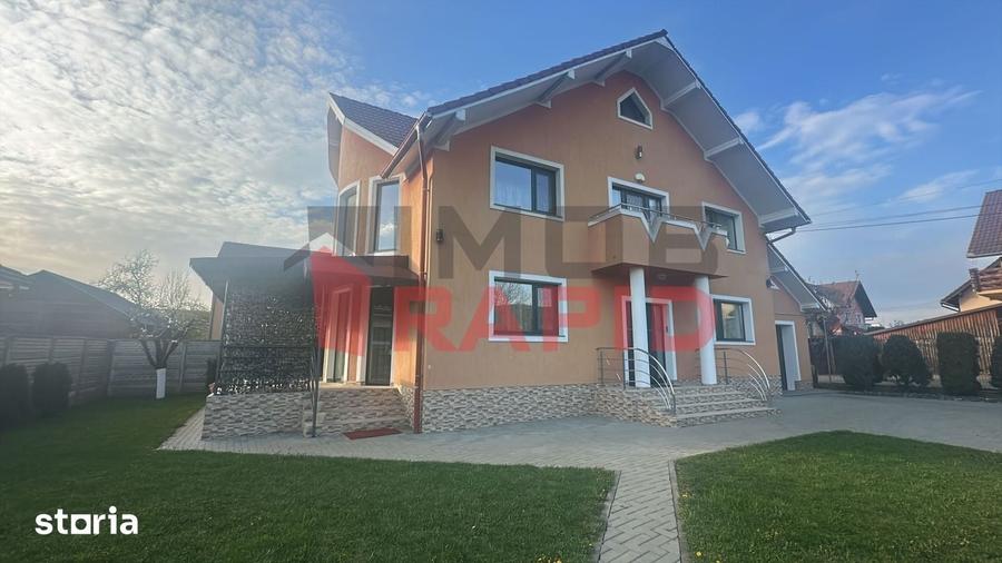 Casă cu 5 camere cu Teren 700 Mp în Central