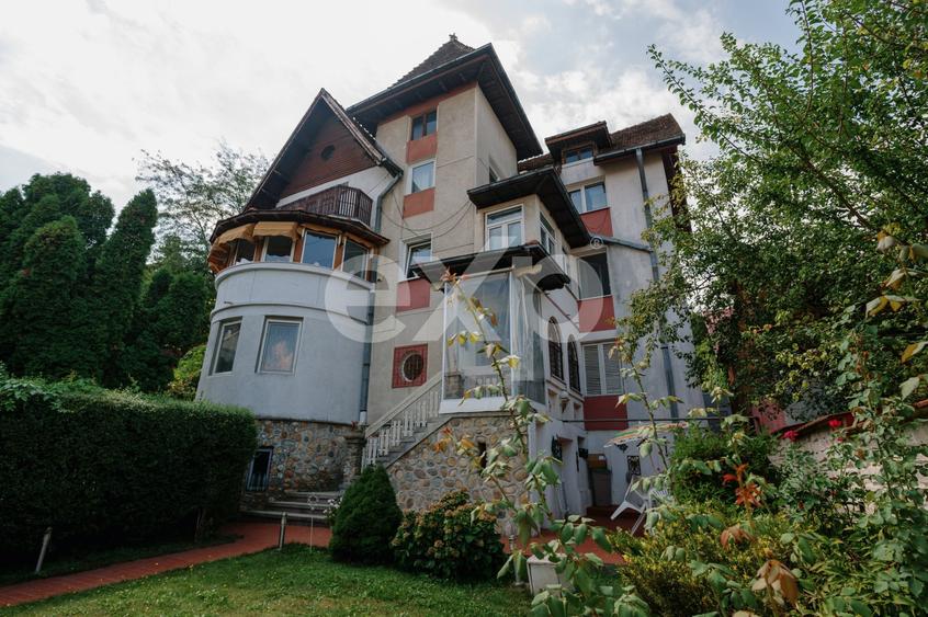 Apartament cu 4 camere decomandat, mobilat în Ultracentral