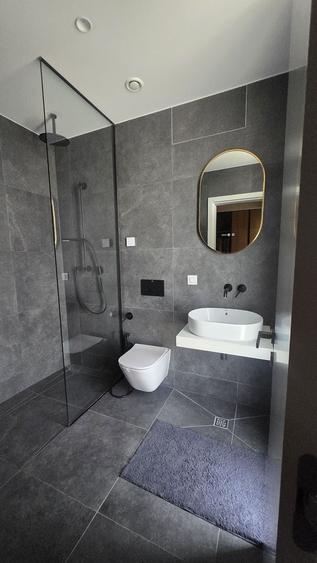 Casă cu 4 camere cu Canalizare în Tunari