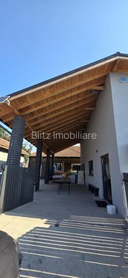 Proprietate cu dublă deschidere, 144 mp, 570 mp, zona Podari