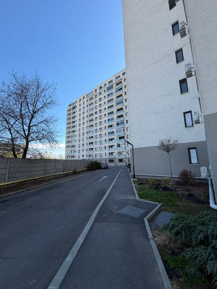 Penthouse cu 3 camere decomandat în Parcul Carol