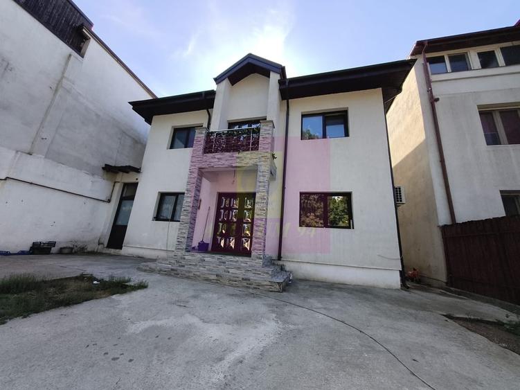 Casă cu 4 camere cu Teren 150 Mp în Berceni