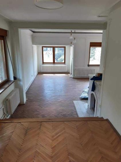 Casă cu 4 camere cu Teren 50 Mp în Grigorescu