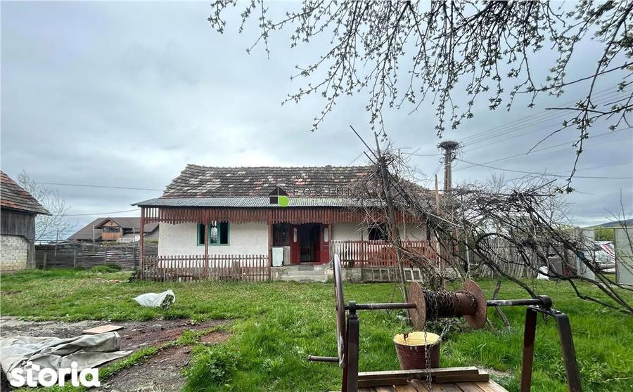 Casă cu 2 camere cu Teren 1850 Mp în Dobârlău