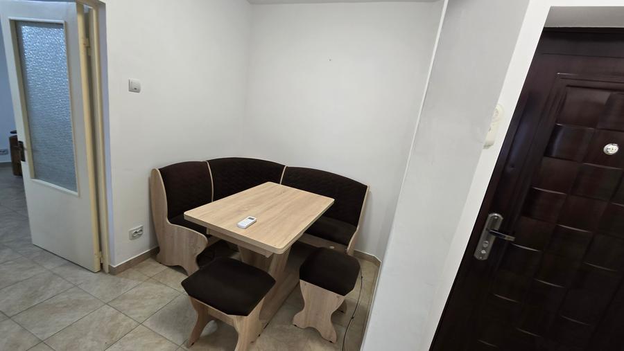 Apartament de vanzare  2 camere, renovat si mobilat complet,  central Focsani - 6