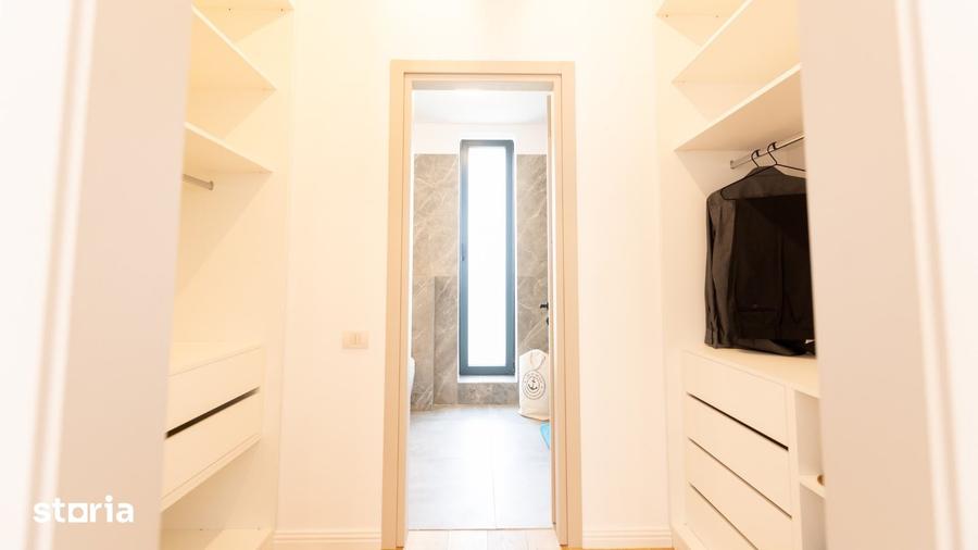 Apartament cu 3 camere decomandat în Aviației