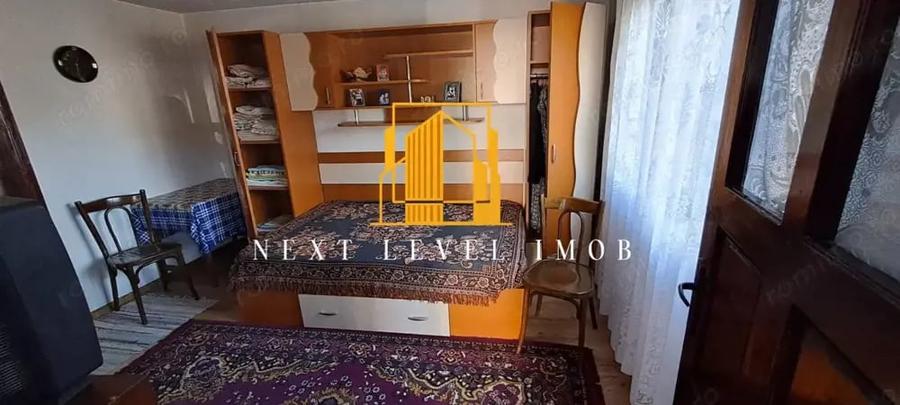 Casă cu 3 camere cu Teren 1500 Mp în Văcarea