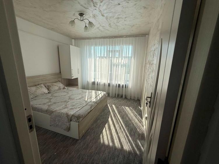 Inchiriez apartament 2 camere zona Podul Ros - 5