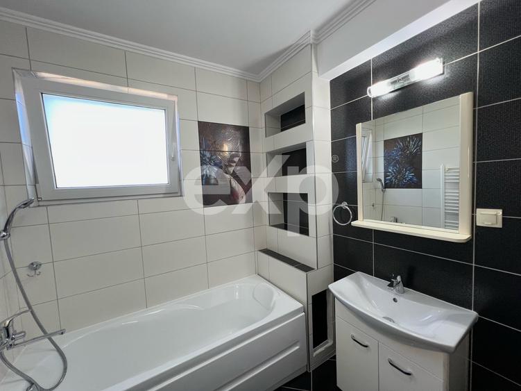 Apartament cu 3 camere decomandat, mobilat în Florești