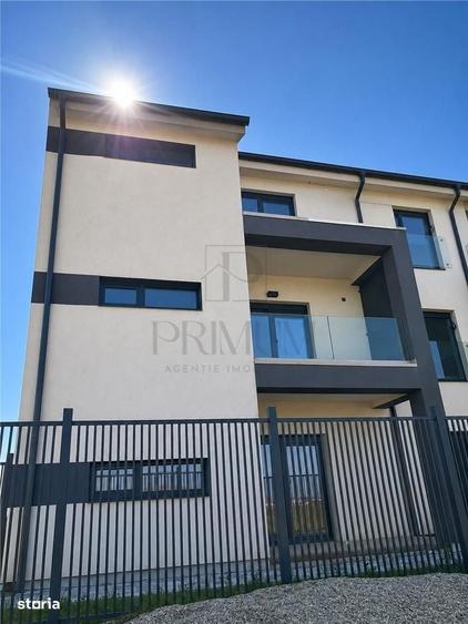 Apartament cu 3 camere semidecomandat în Moșnița Nouă