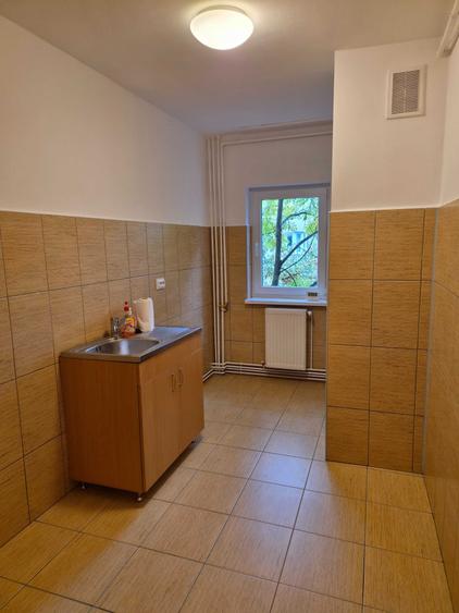 Apartament cu 2 camere decomandat în Centrul Civic