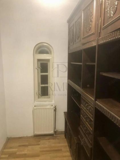 Apartament cu 3 camere în Circumvalațiunii
