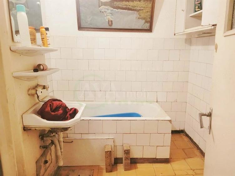 Apartament 3 camere decomandate, zona Narcisa - 5