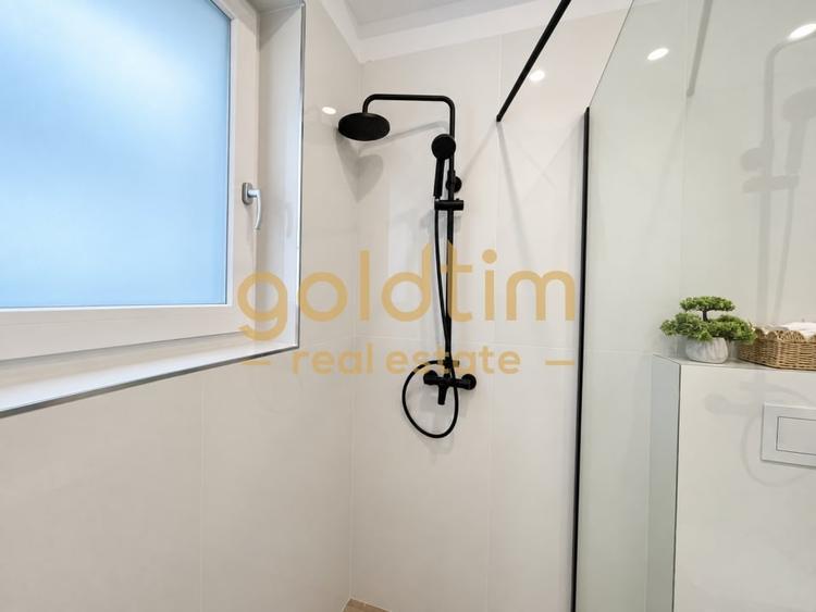 Casă individuală cu 4 camere cu Canalizare în Tunari