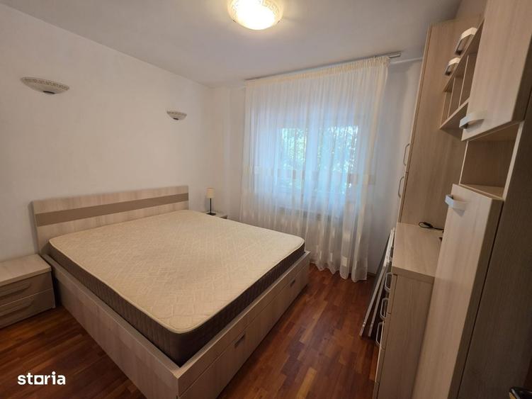 Apartament cu 4 camere decomandat în Fundeni