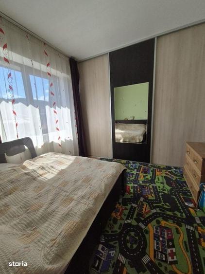 Apartament cu 3 camere decomandat în Tăuți