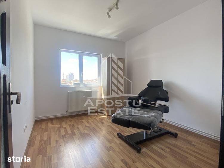 Apartament cu 3 camere, mobilat în Girocului