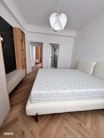 Casă cu 4 camere în Pasărea