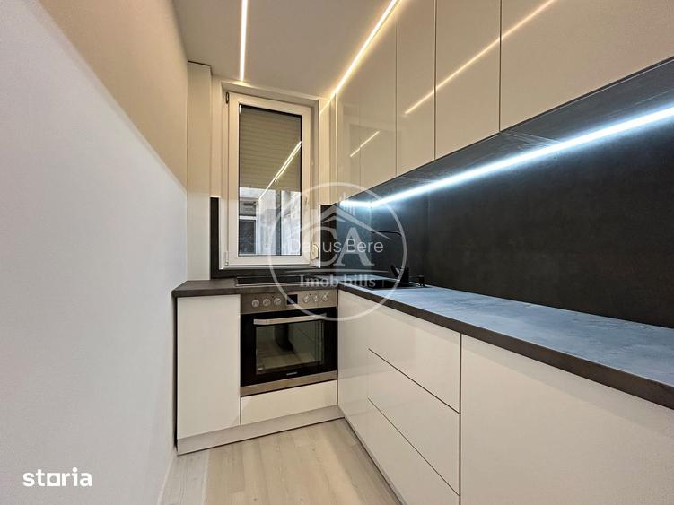 Apartament de vanzare cu 3 camere in zona Velenta, Oradea
