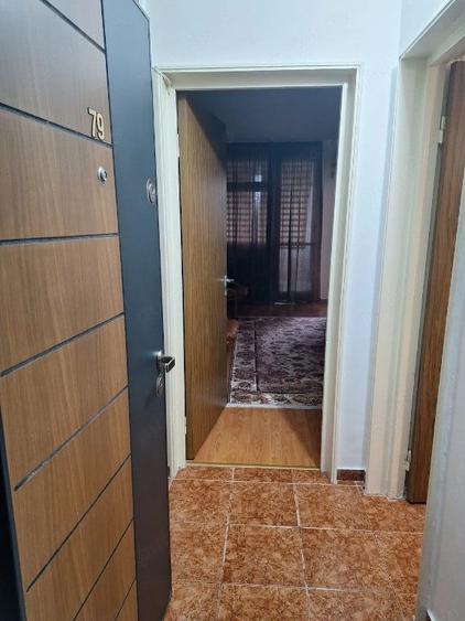 Garsonieră în Apărătorii Patriei