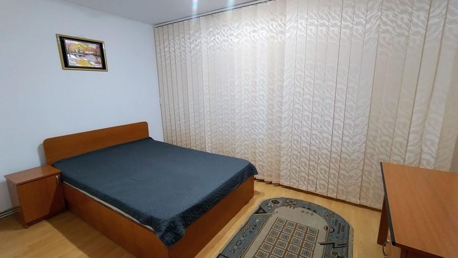 Ofer spre inchiriere apartament cu 2 camere - 2