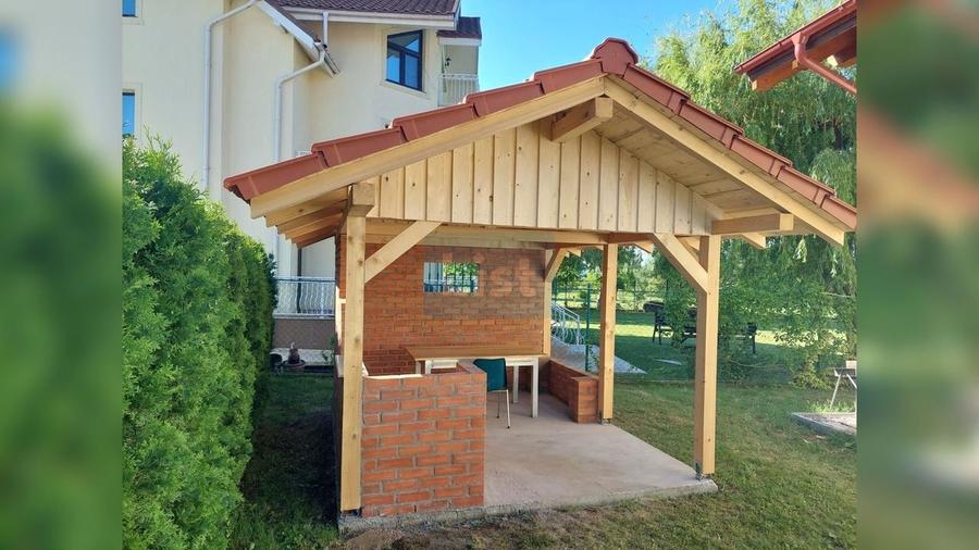 Casă cu 4 camere cu Teren 860 Mp în Șimian